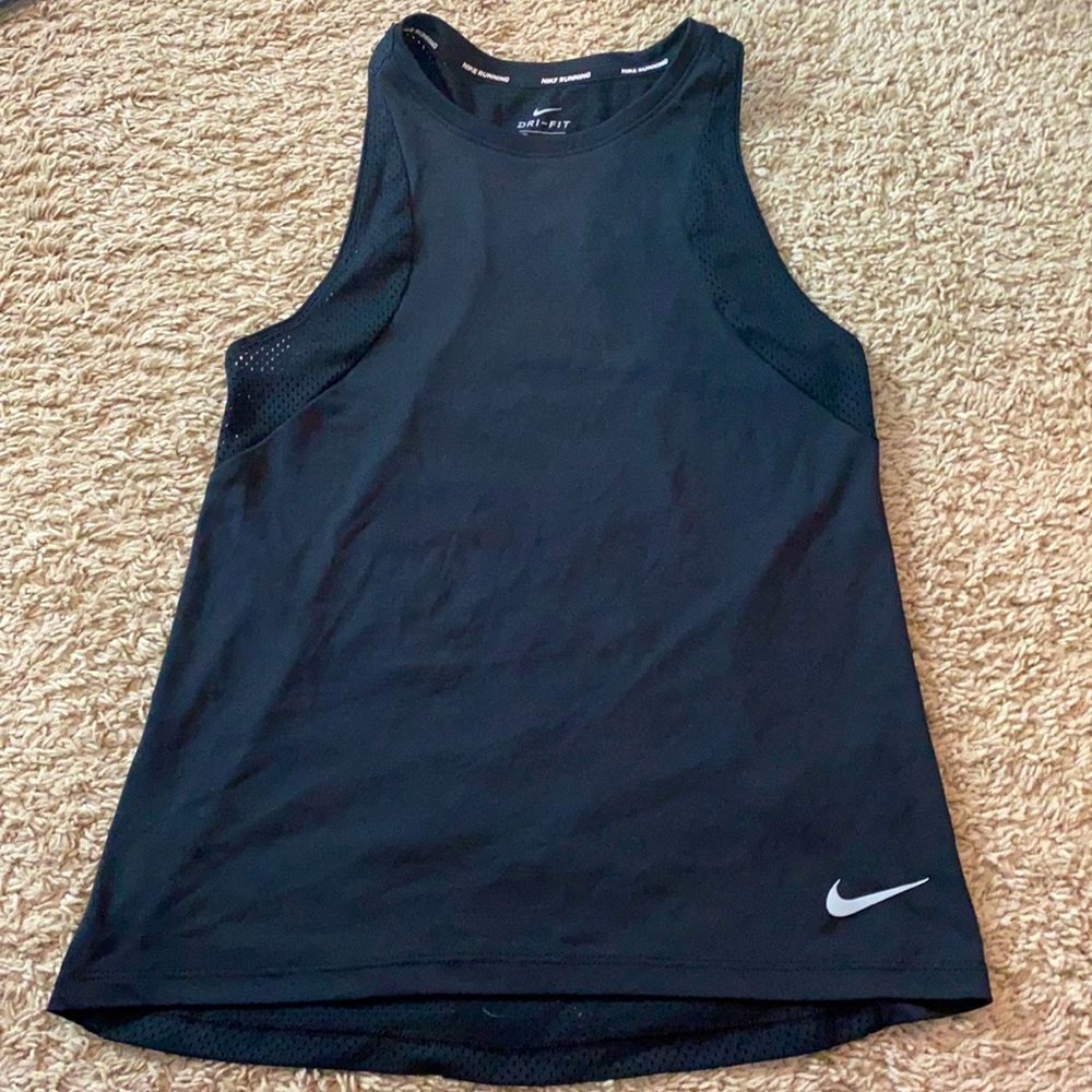 Good athletic tank. Cute mesh detailing on back.